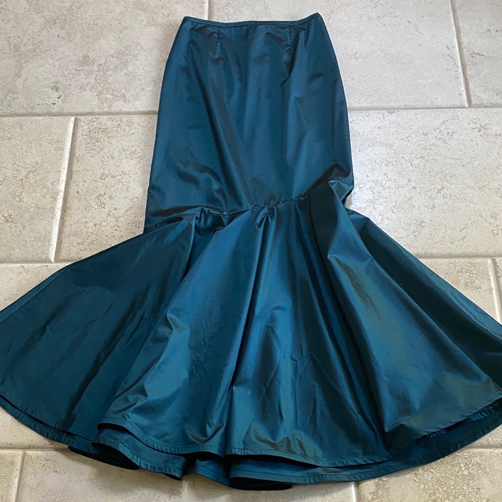 Tadashi Shoji Teal Satin Mermaid Skirt Size 6